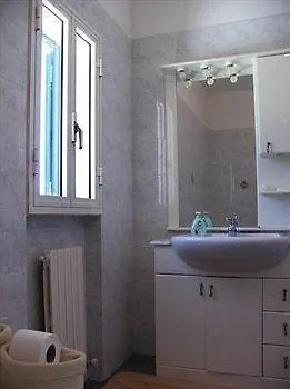 Апартаменты Dyria Exclusive Swimming Pool Монополи